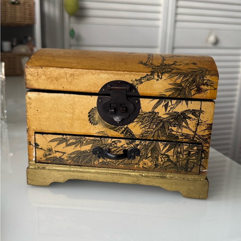 Vintage Wooden Jewelry Box with Bamboo Design